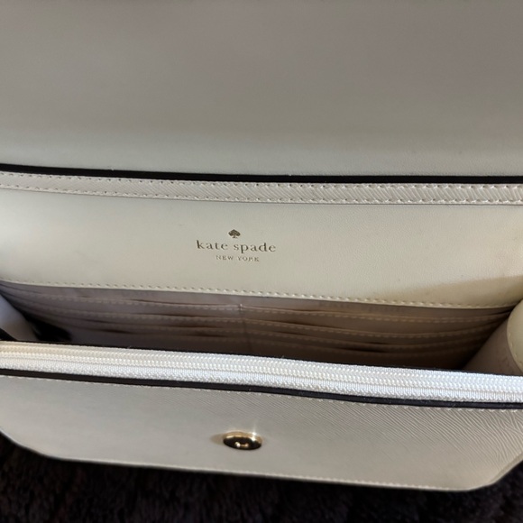 Kate Spade Purse - Picture 2 of 3